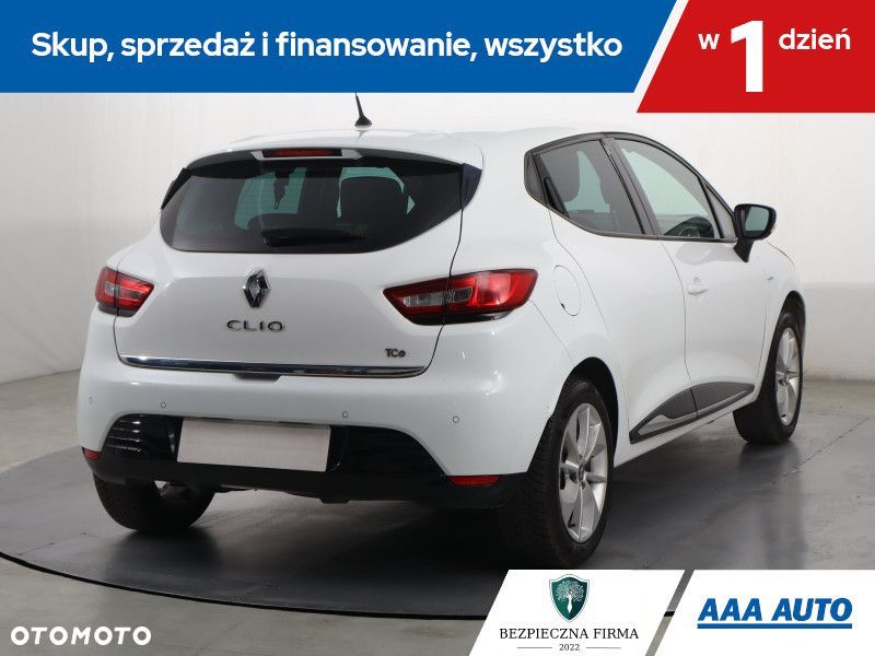 Renault Clio - 7