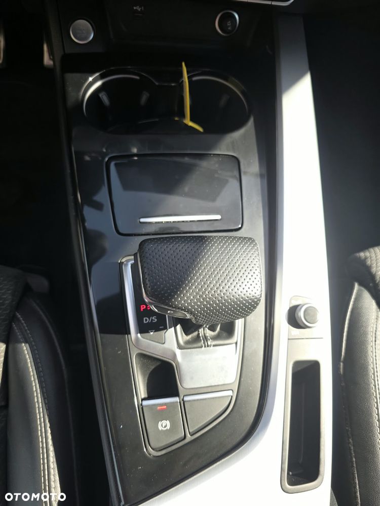 Audi A4 Limousine 40 TFSI S tronic advanced - 22