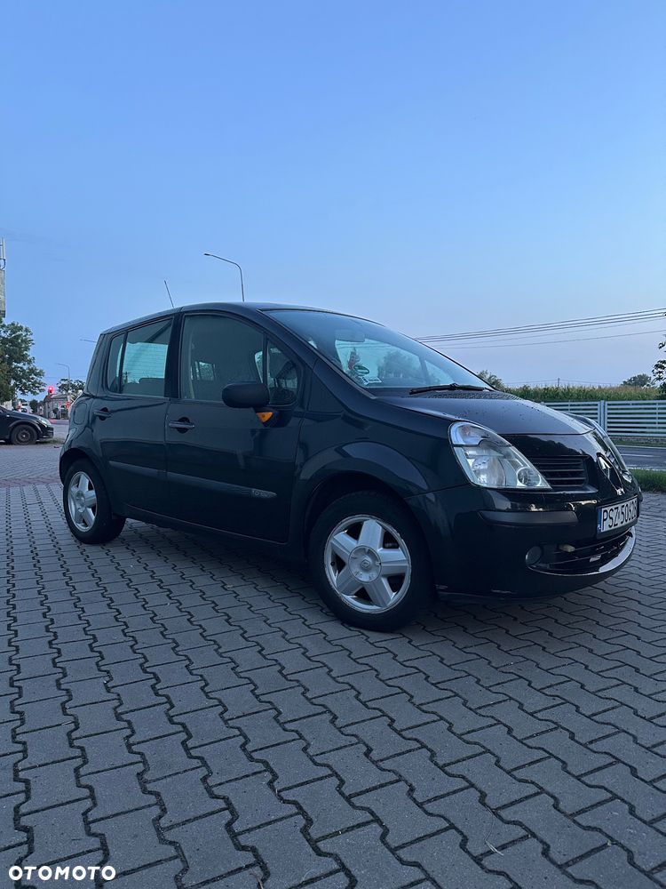Renault Modus - 1