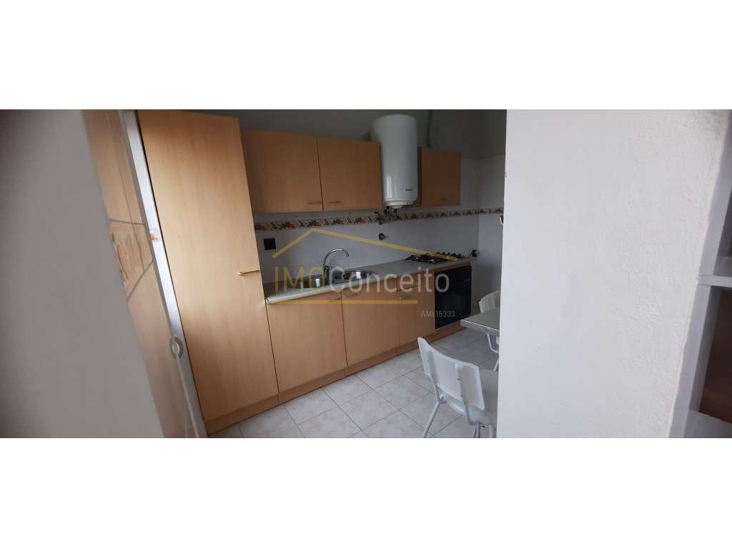 Apartamento T1- Próximo Estação Pluvial | Barreiro - Grande imagem: 2/28