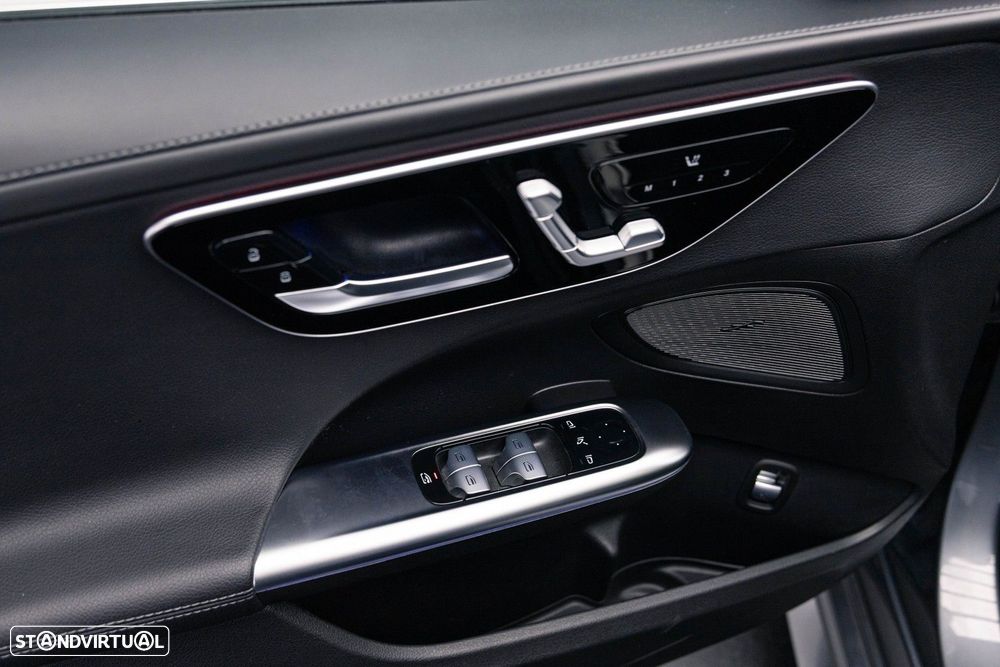Mercedes-Benz C 220 d AMG Line - 52
