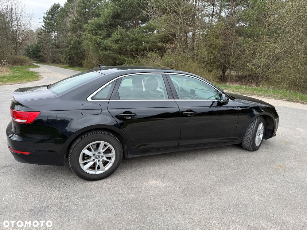 Audi A4 Limousine - 5