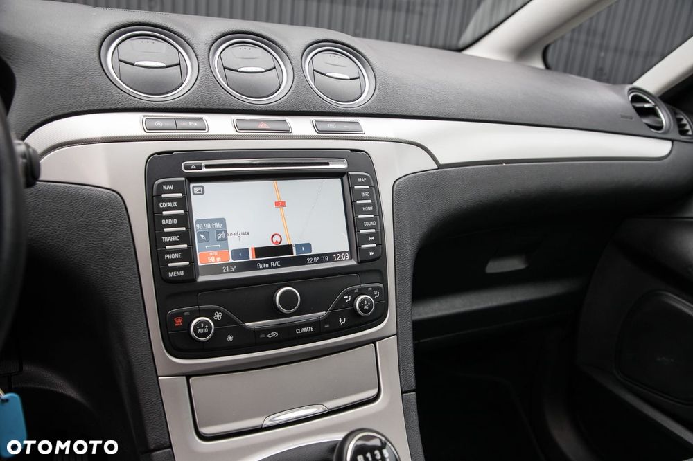 Ford S-Max - 26