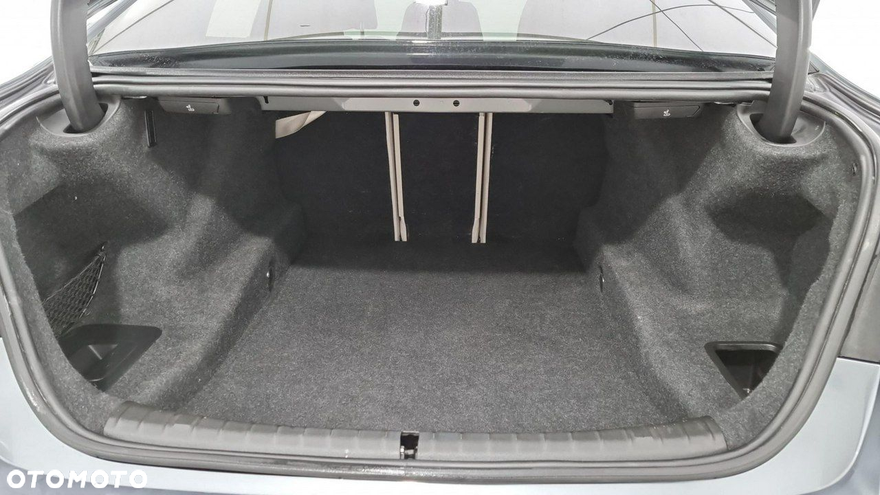 BMW Seria 5 - 21