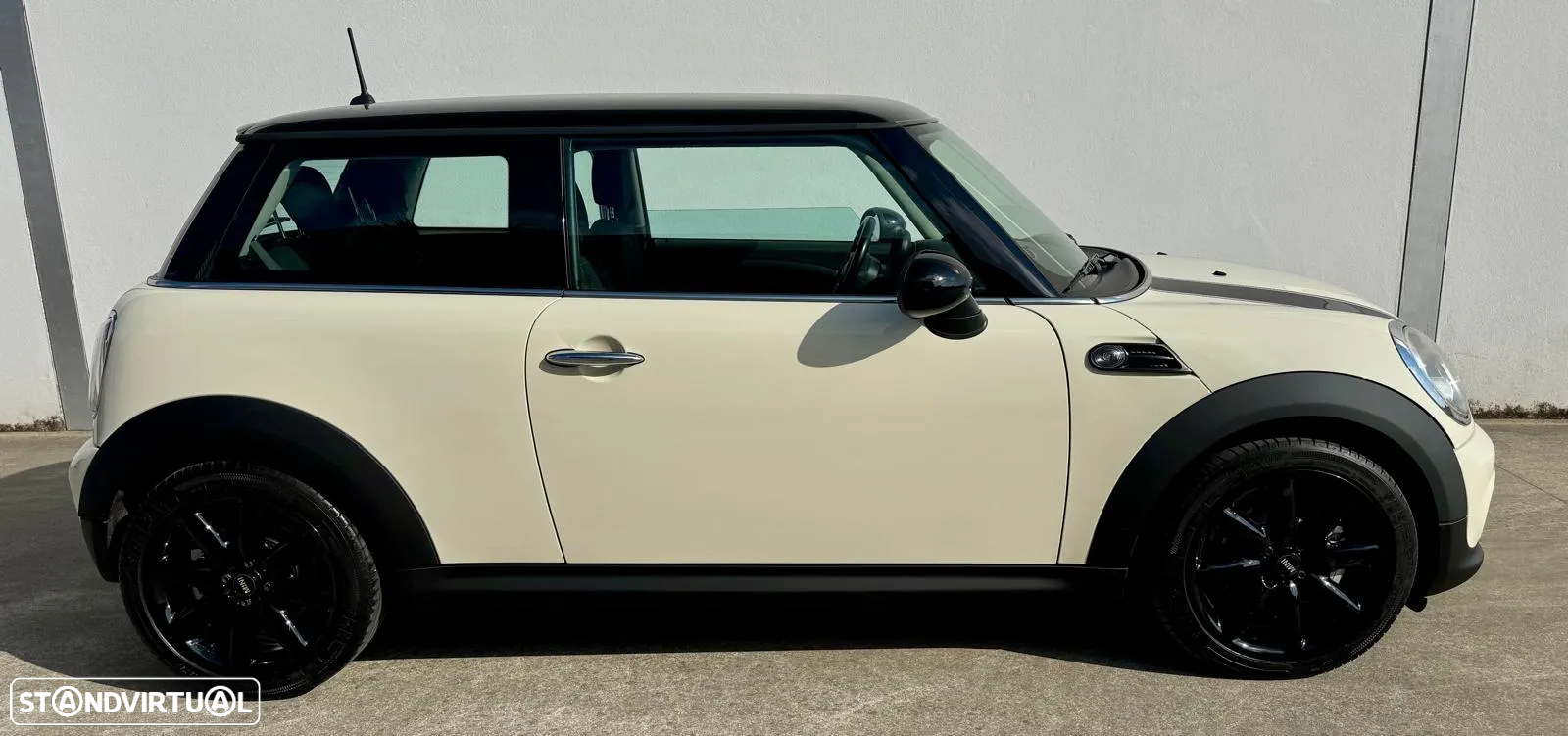 MINI 3 Portas Cooper D - 6