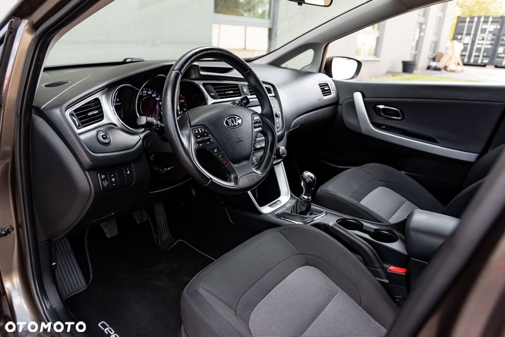 Kia Ceed 1.4 Vision - 15