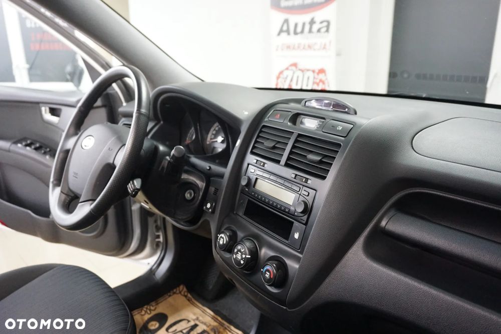 Kia Sportage 2.0 2WD EX - 23