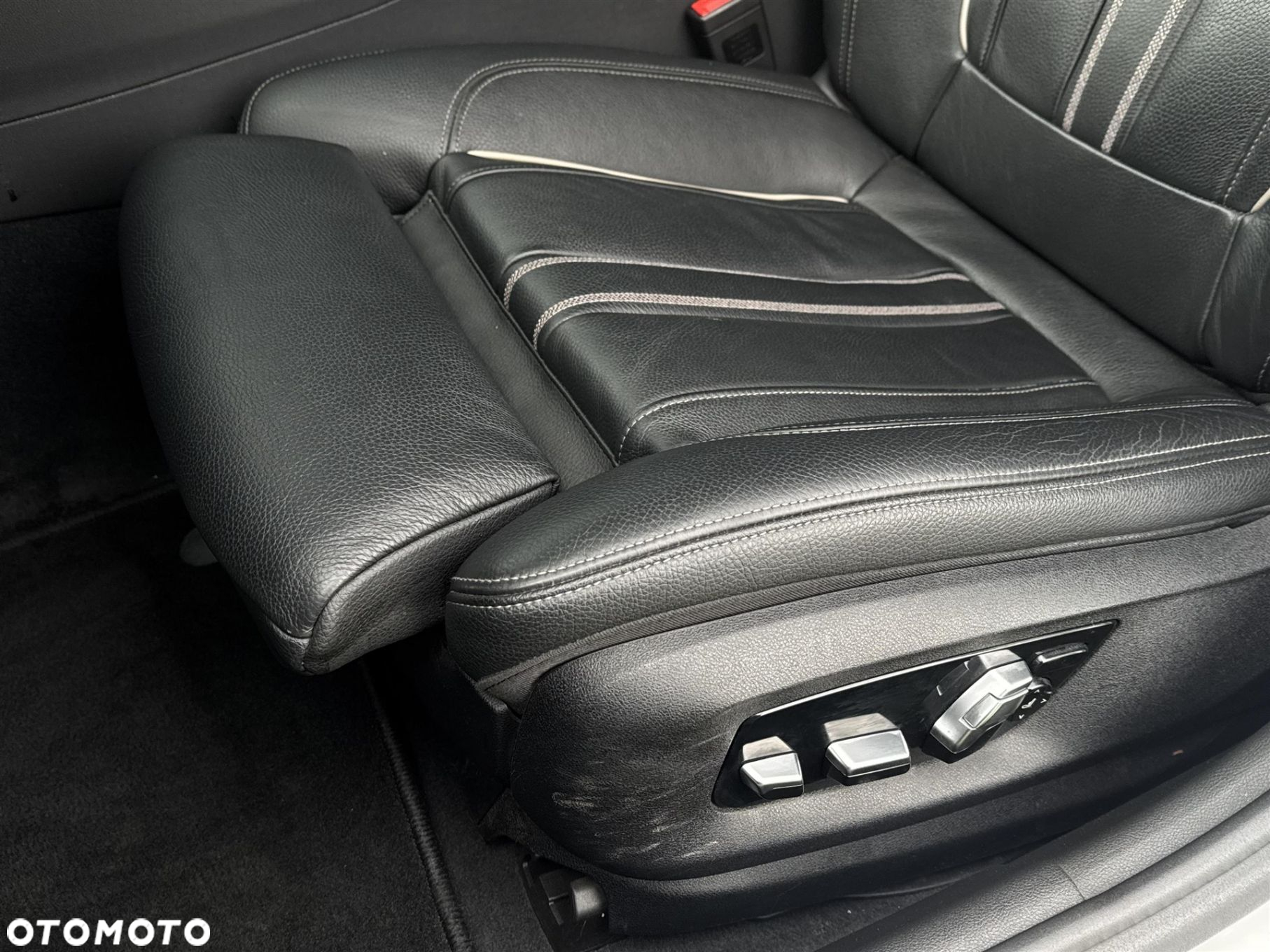 BMW Seria 5 520d xDrive - 10