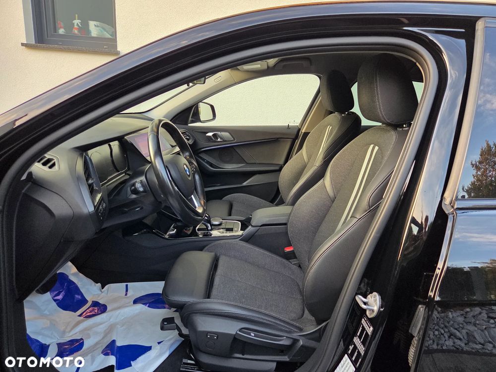 BMW Seria 1 120d Sport Line Shadow sport - 20