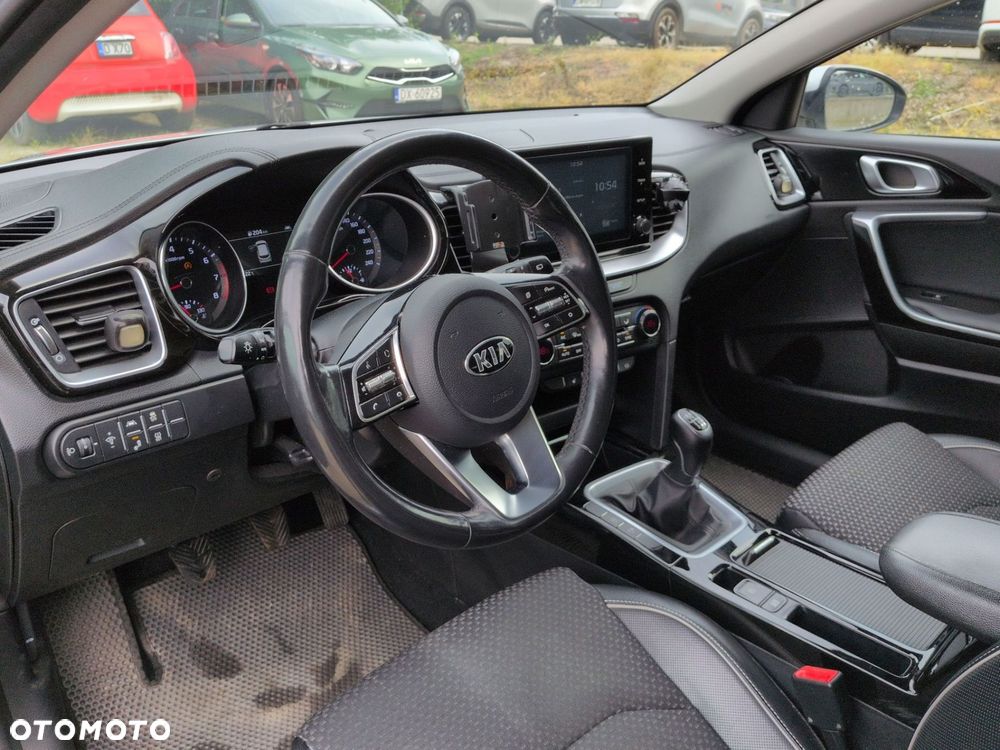 Kia Ceed 1.4 T-GDI L - 9