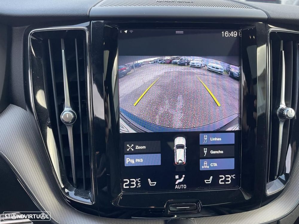 Volvo XC 60 D4 Geartronic RDesign - 28