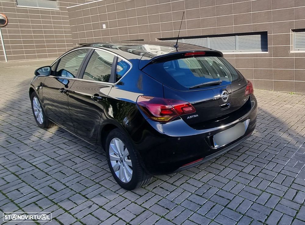Opel Astra 1.7 CDTI Cosmo - 6