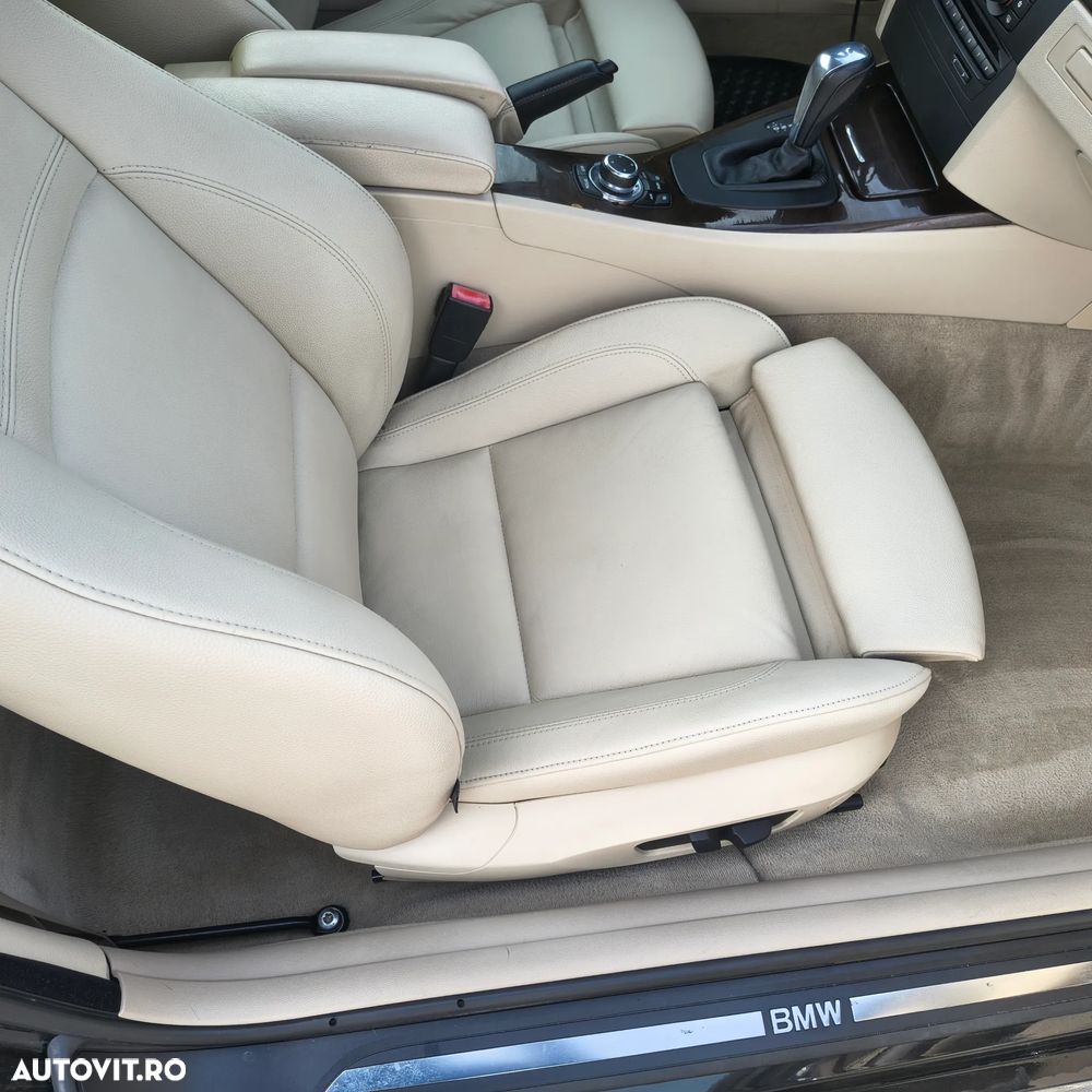 BMW Seria 3 335d Aut. Edition Exclusive - 28