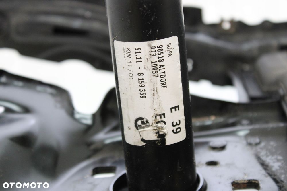 BMW E39 pas PRZEDNI WZMOCNIENIE CZOŁOWE ŁADNE POD XENON + ABSORBERY - 12