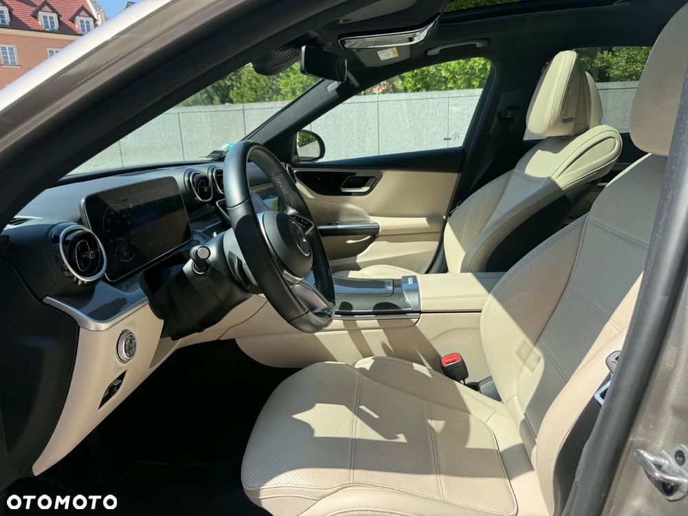 Mercedes-Benz Klasa C 200 mHEV 4-Matic Avantgarde - 16