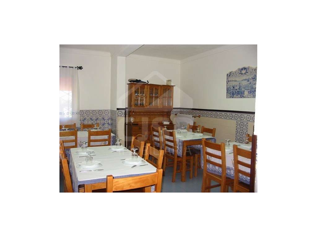 Café e Restaurante em Coruche, excelente clientela - Grande imagem: 2/15