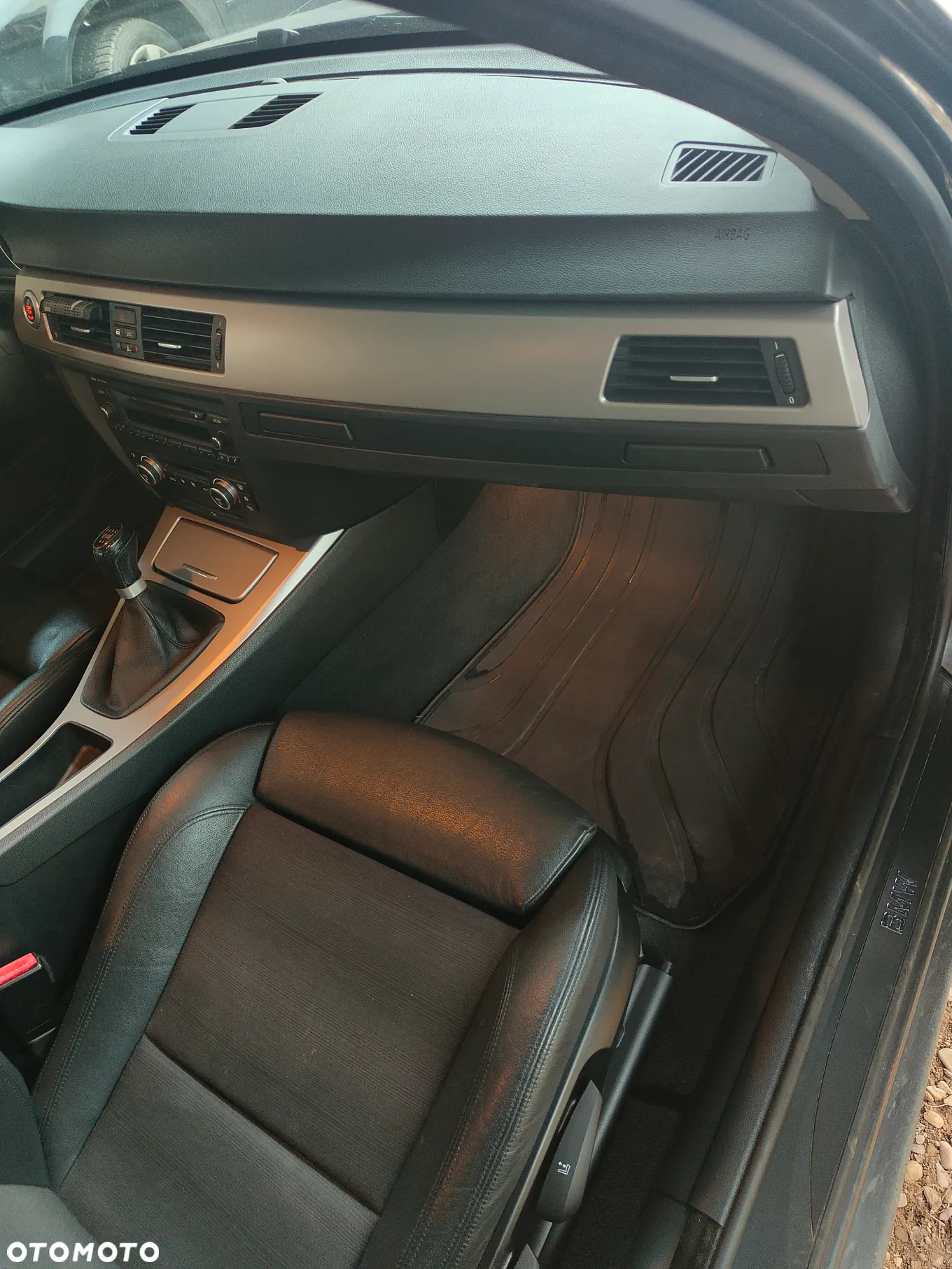 BMW Seria 3 325xi - 13