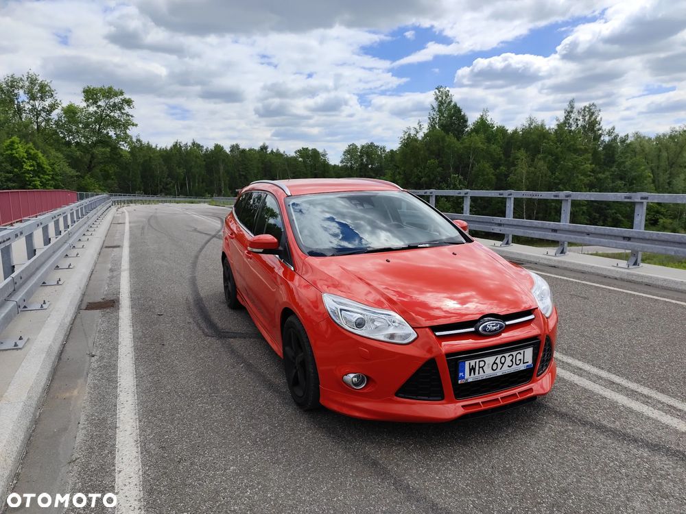 Ford Focus 1.6 EcoBoost Start-Stopp-System SYNC Edition - 1