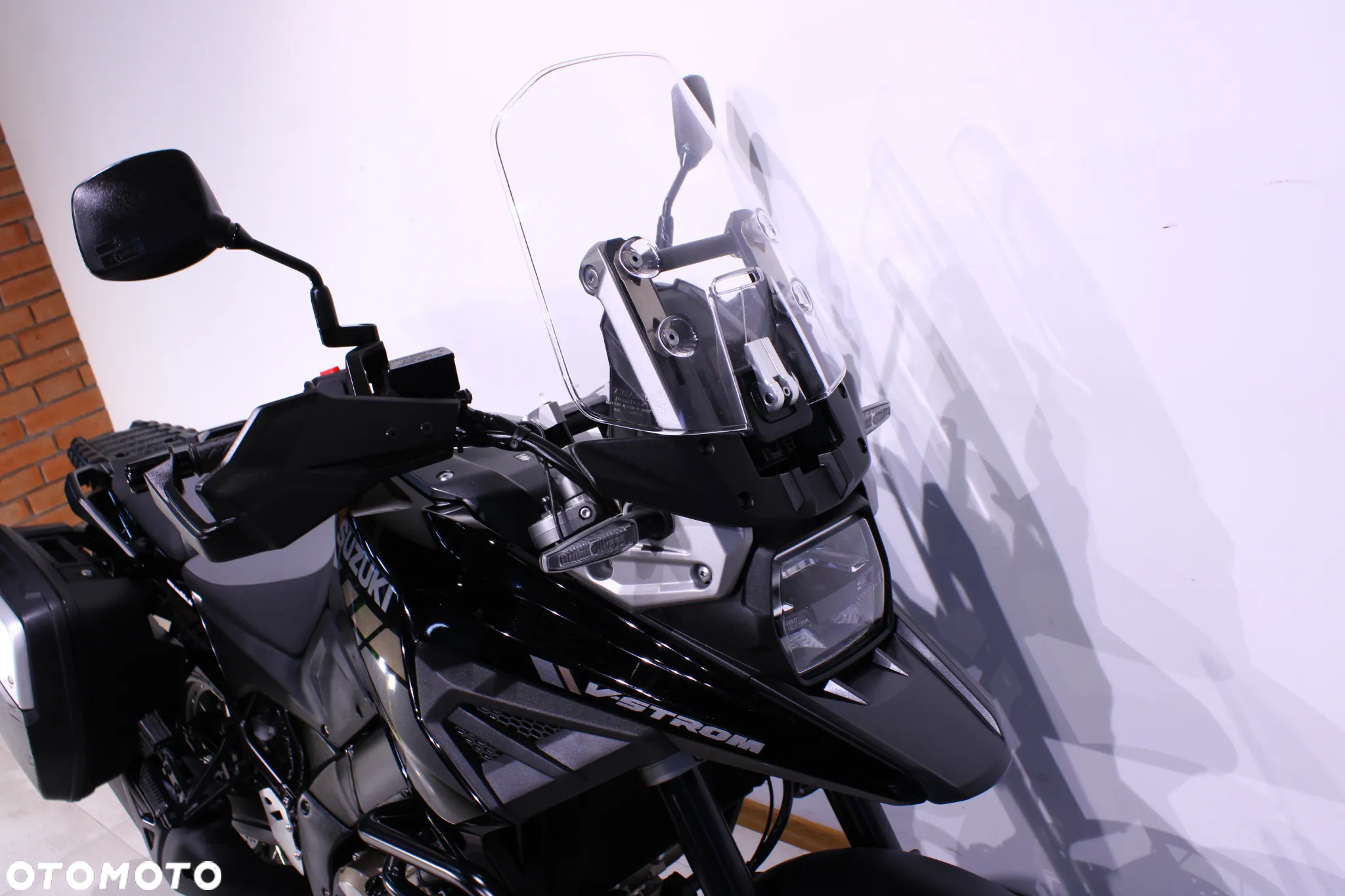 Suzuki DL - 13