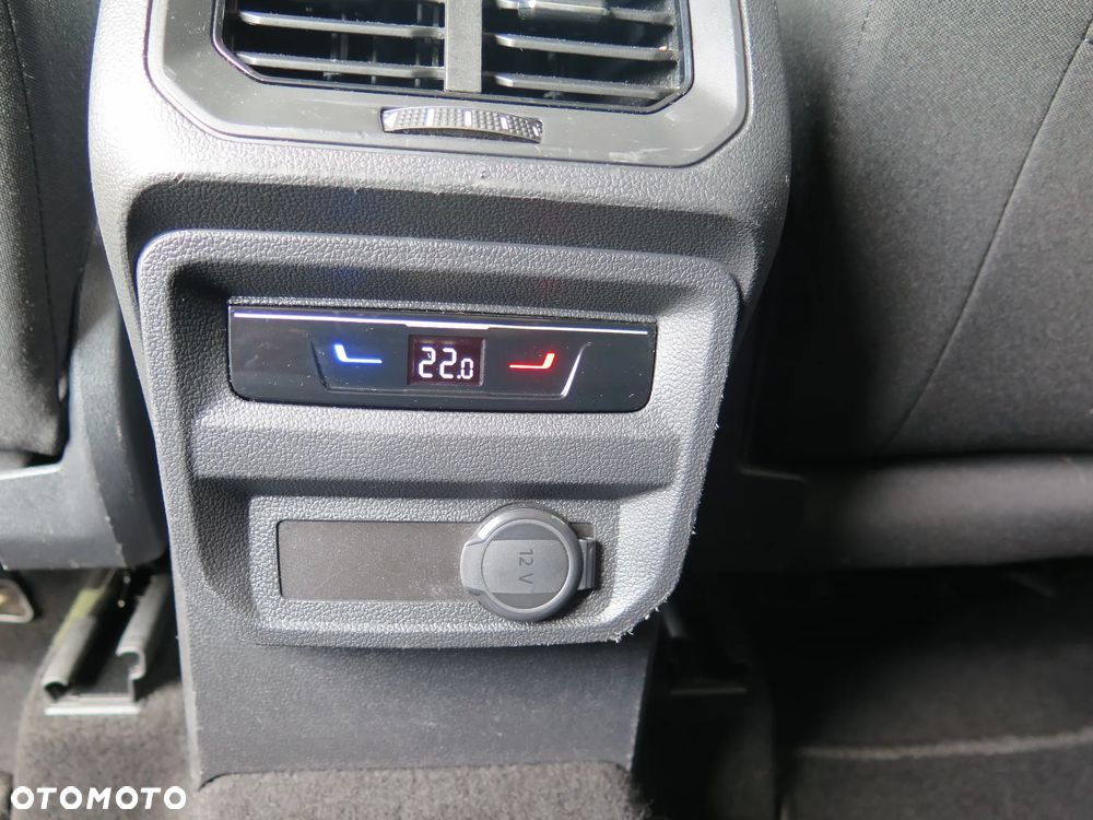 Volkswagen Tiguan - 30