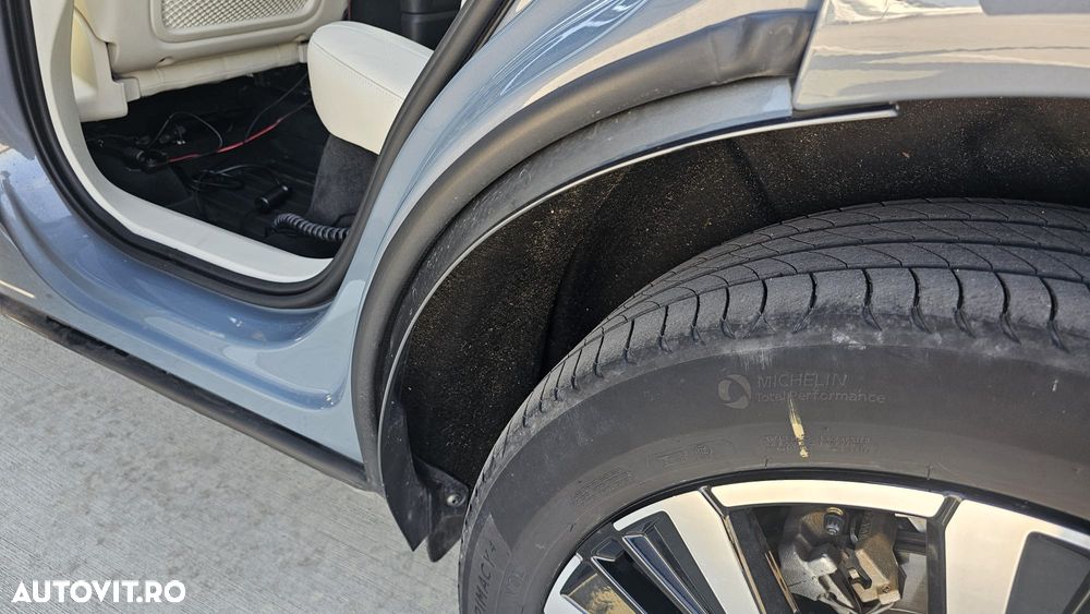 Volvo XC 60 Recharge T8 AWD AT Ultimate Dark - 7