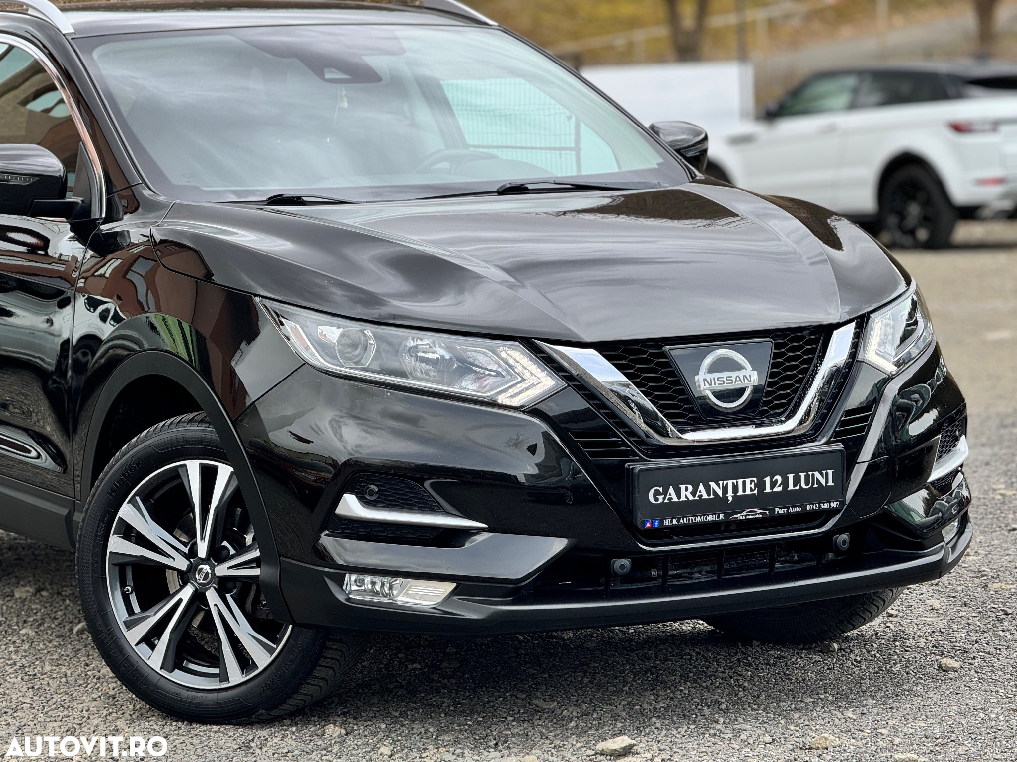 Nissan Qashqai 1.6 DCI Xtronic TEKNA - 17