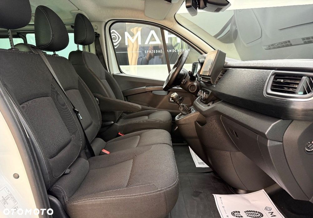 Renault Trafic - 17