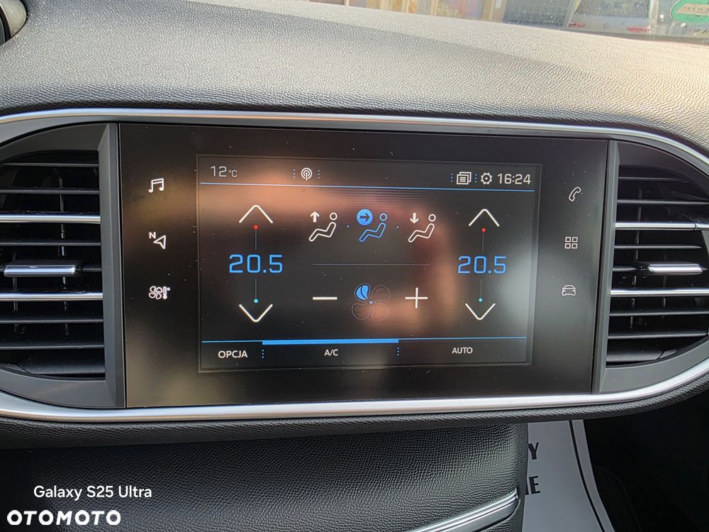 Peugeot 308 BlueHDi 130 Stop & Start Allure Pack - 19