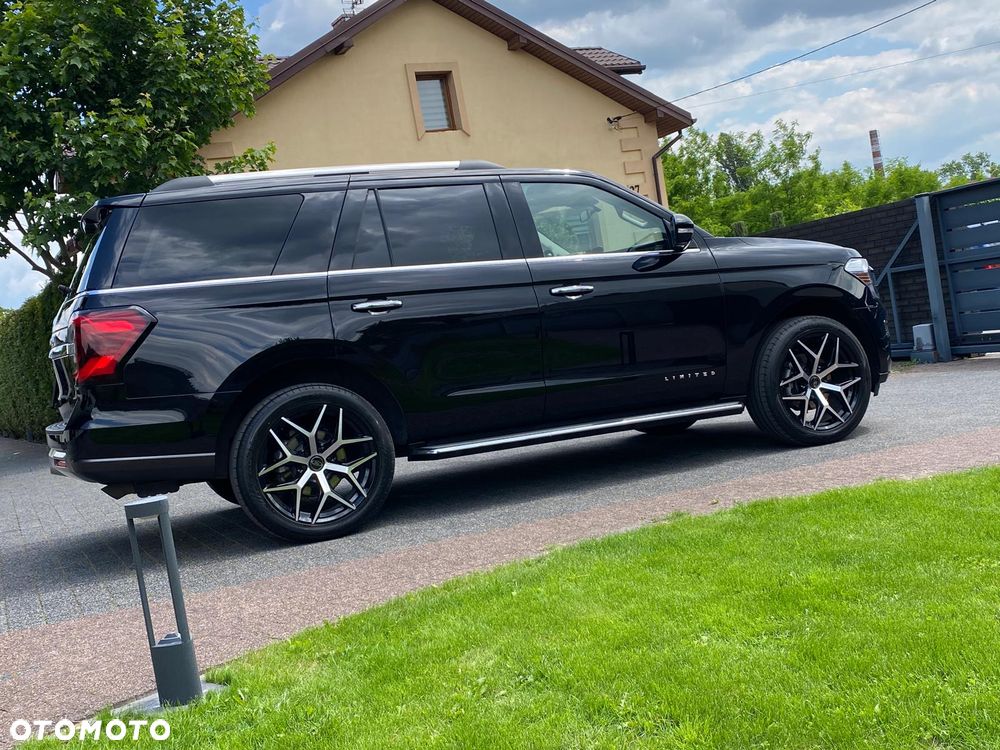 Ford Expedition - 28