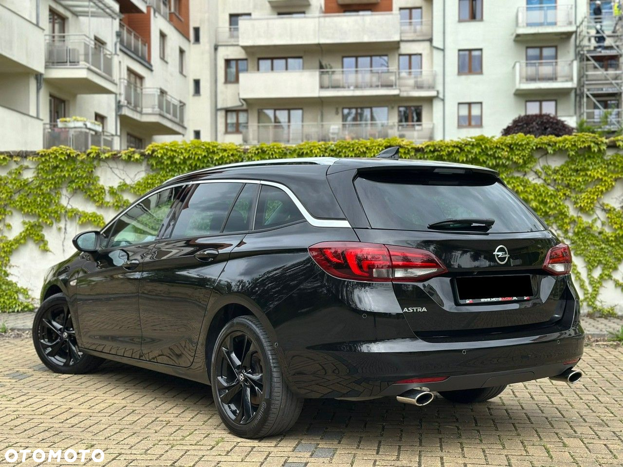 Opel Astra 1.6 Turbo Start/Stop Sports Tourer 120 Jahre - 3