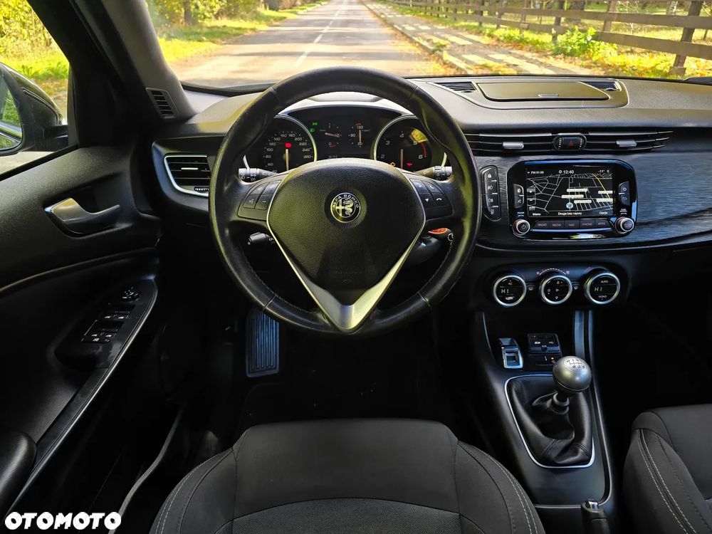 Alfa Romeo Giulietta 1.6 JTDM 16V Super - 5