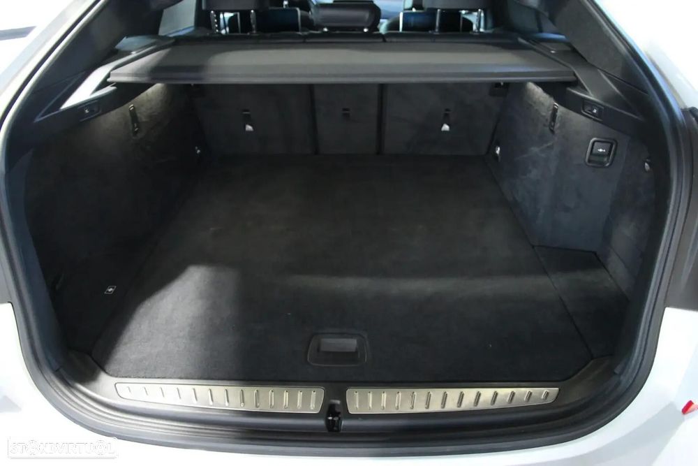 BMW 640 Gran Turismo d xDrive Pack M - 7