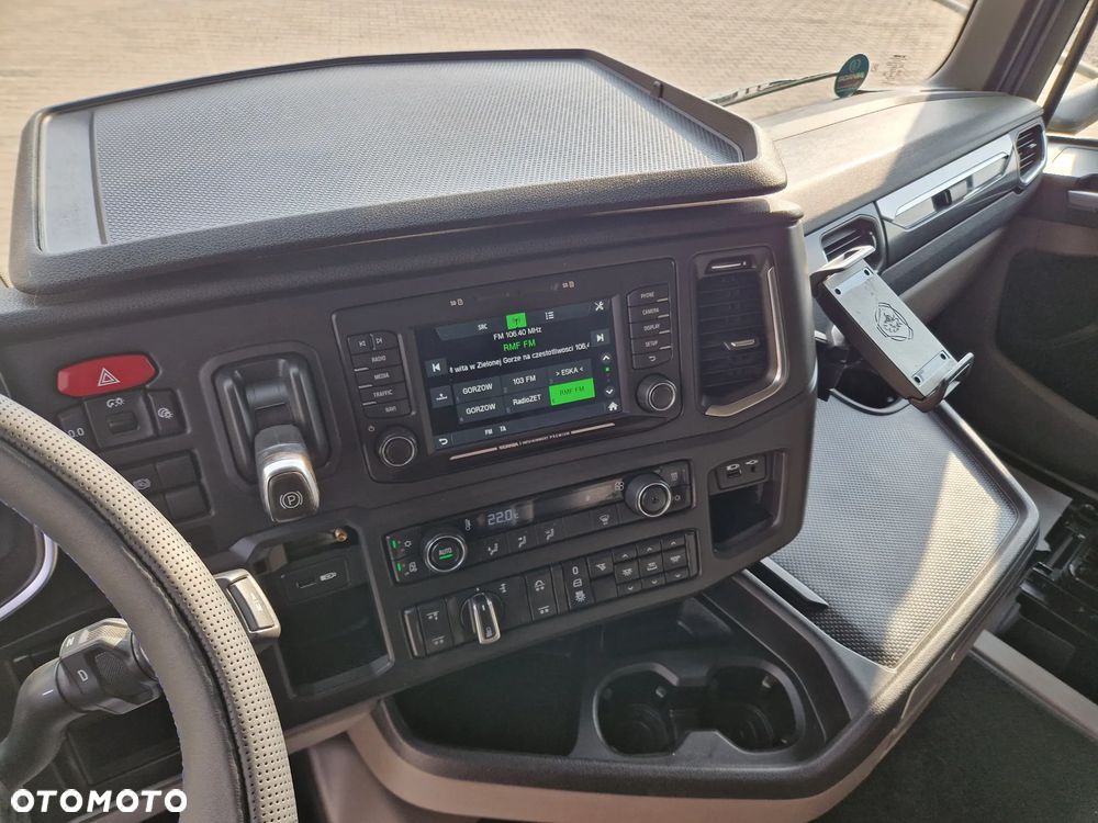 Scania R410/ 380Tyskm/ 6x2 PUSCHER/ ZAWIESZENIE FULL PODUSZKA/ KLIMA POSTOJOWA/ SERWIS NIEMCY - 15