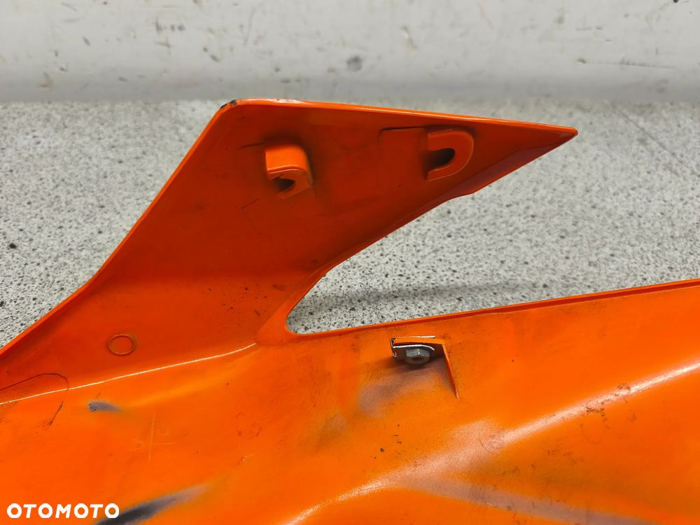 Owiewka, osłona, bok, boczek KTM Duke 125 - 12