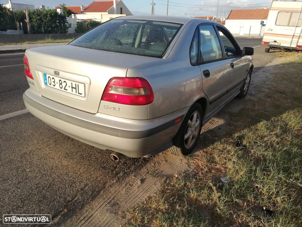 Volvo S40 1.8 - 4