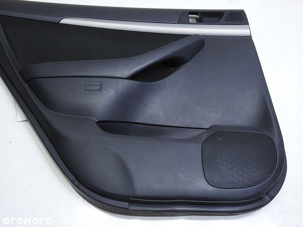 TAPICERKA DRZWI LEWY TYŁ TOYOTA AVENSIS T25 KOMBI - 3