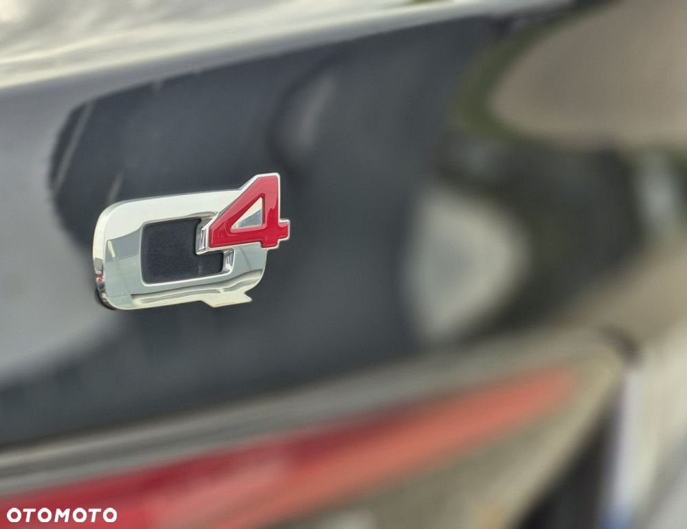 Alfa Romeo Giulia 2.0 Turbo 16V AT8-Q4 Competizione - 38