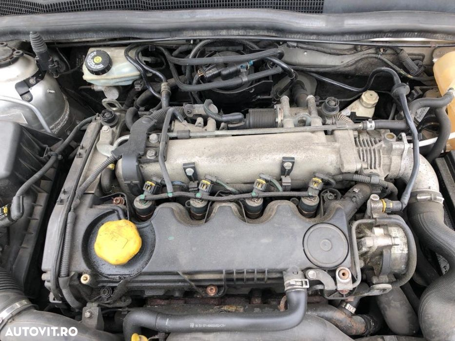 Dezmembrez Opel Astra H - 1.9 cdti - 3