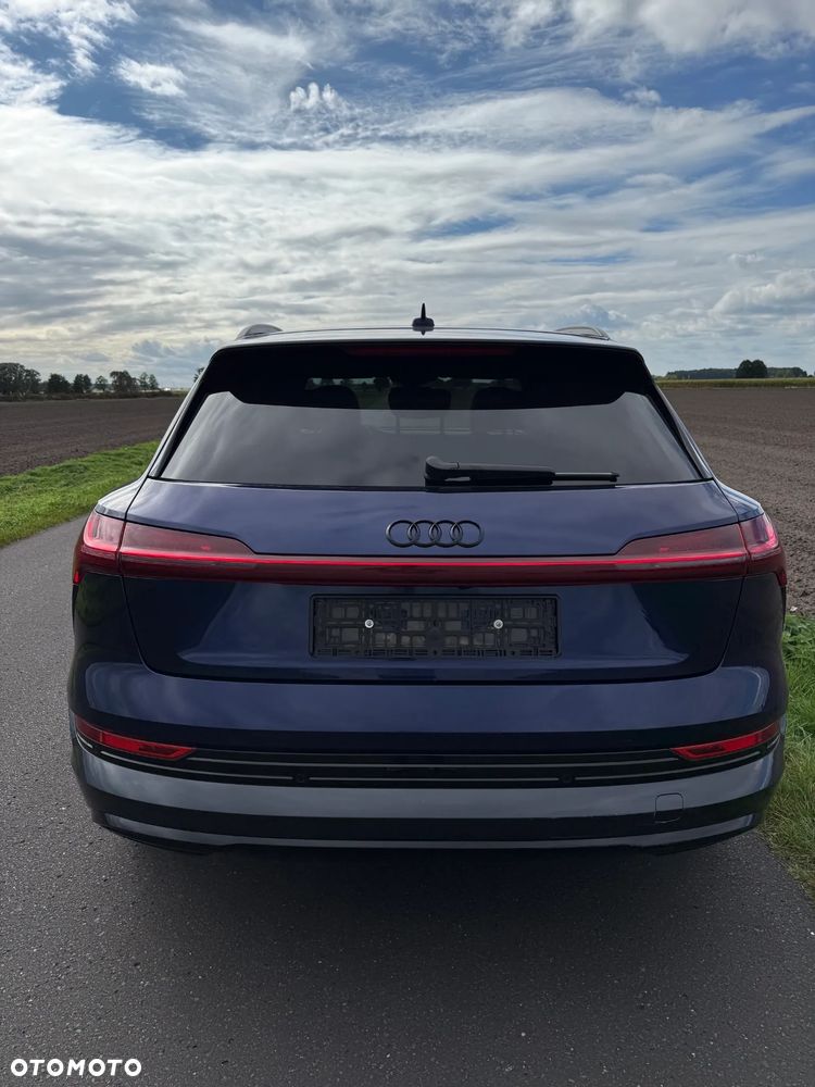 Audi e-tron 55 Quattro Advanced - 4