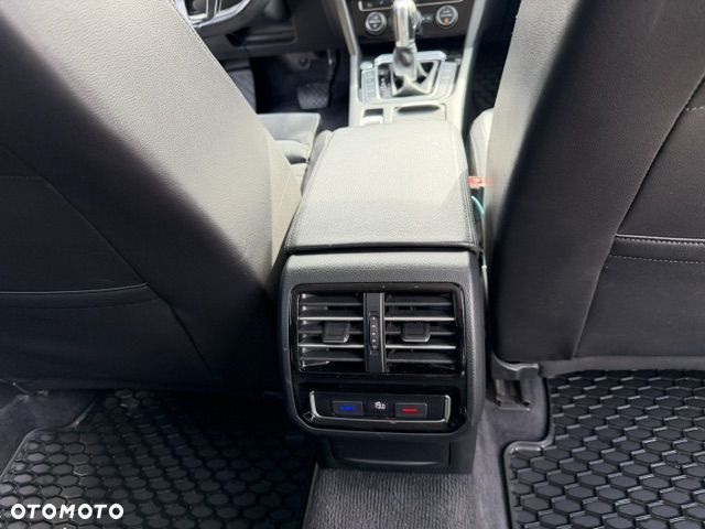 Volkswagen Passat 2.0 TSI BMT Highline DSG - 19