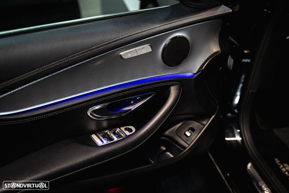 Mercedes-Benz E 220 d 9G-TRONIC AMG Line - 24