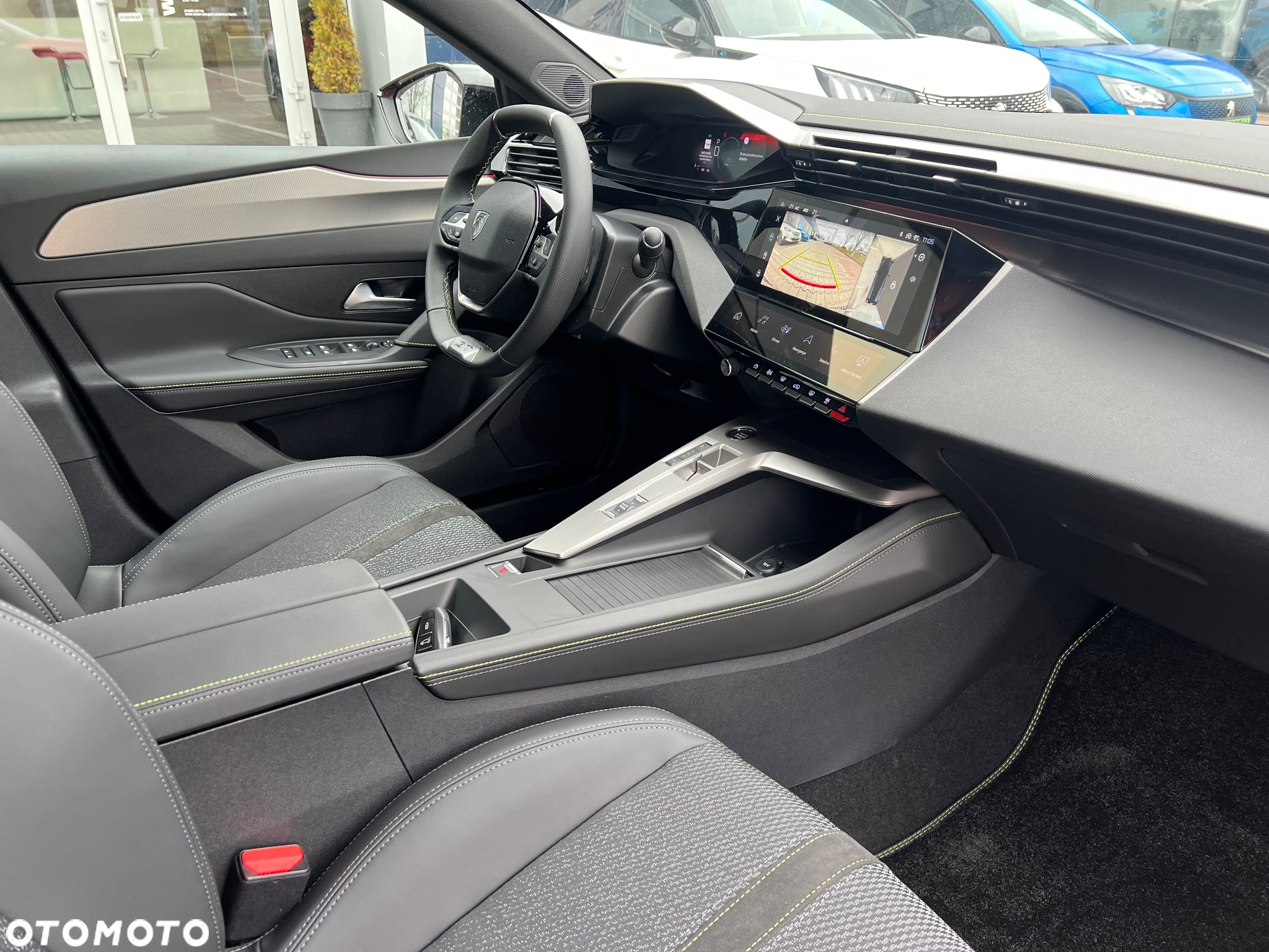 Peugeot 308 1.2 mHEV GT S&S e-DCS6 - 18