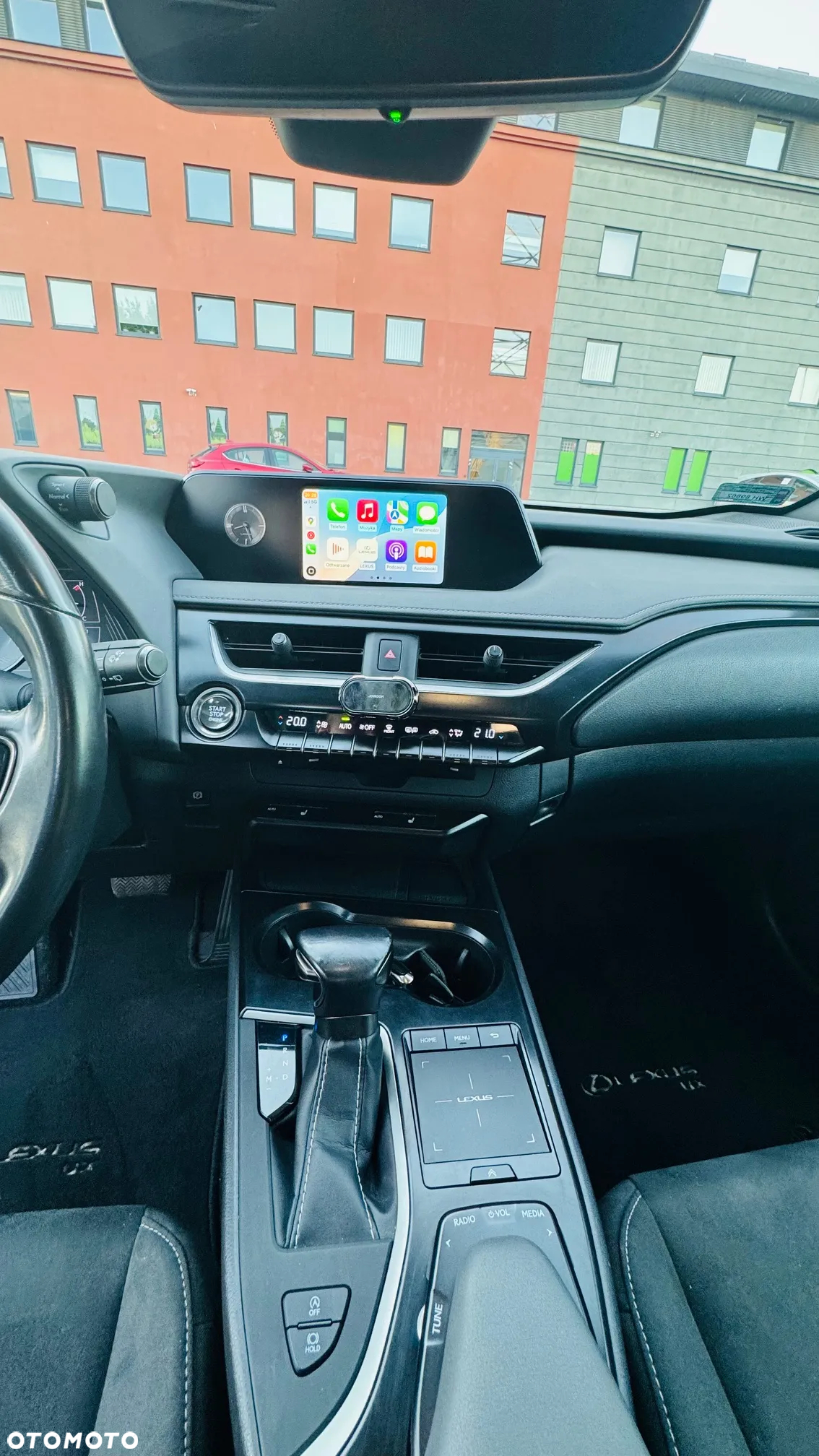 Lexus UX - 6