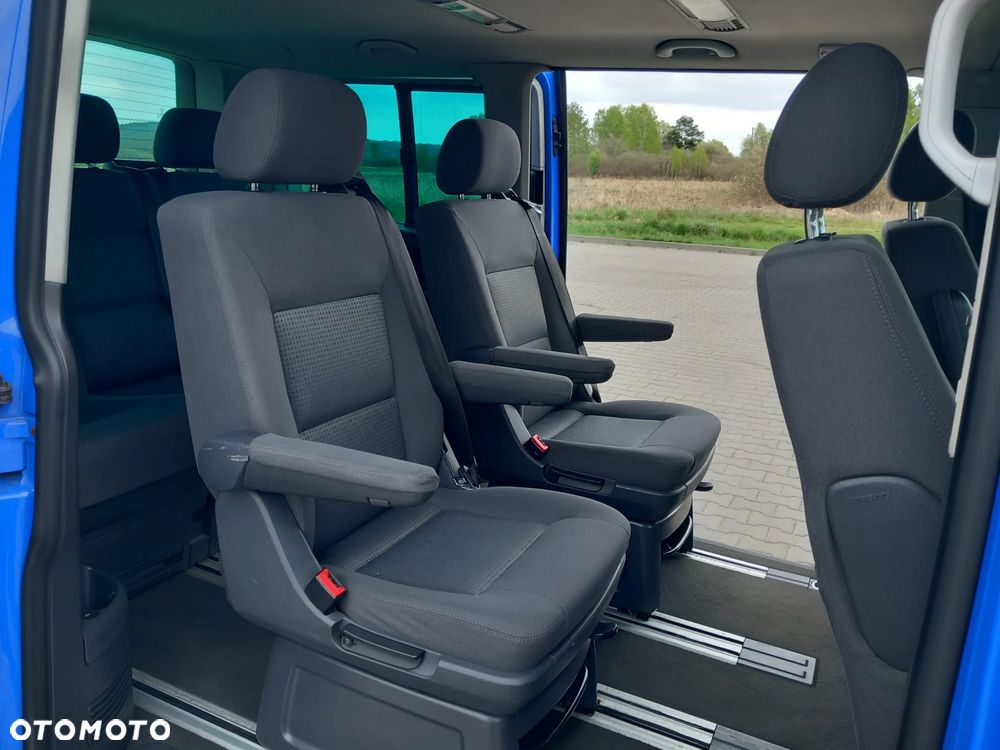 Volkswagen Multivan - 18