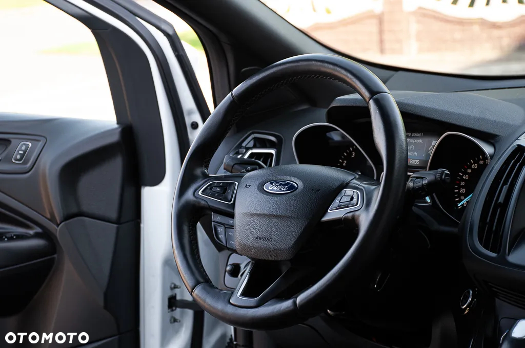 Ford Kuga 1.5 EcoBoost 4x4 ST-Line - 5