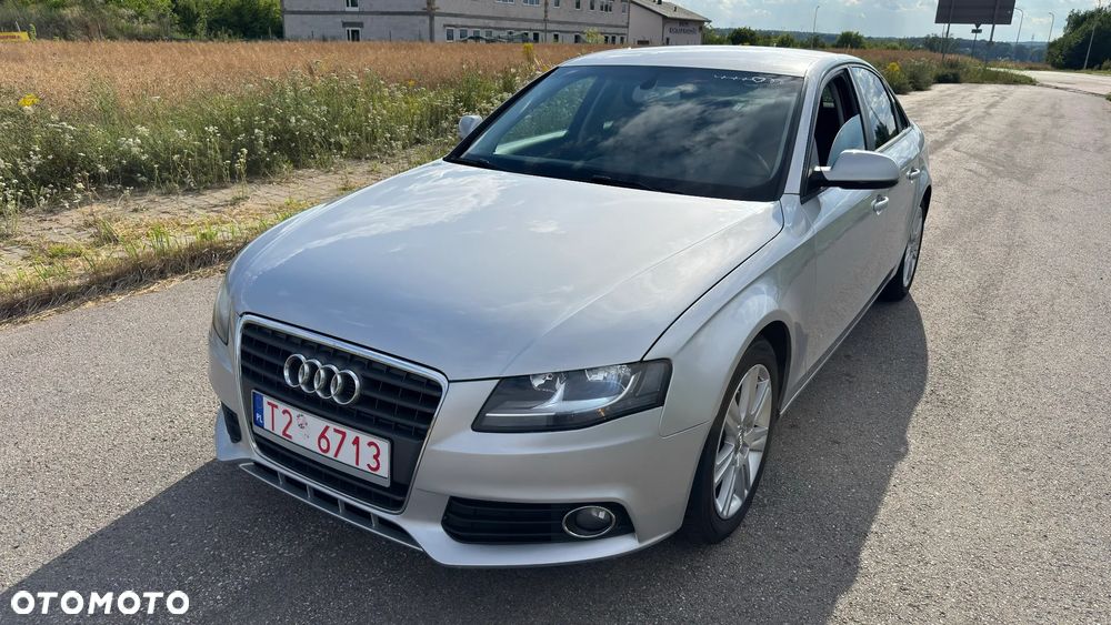Audi A4 Limousine - 2