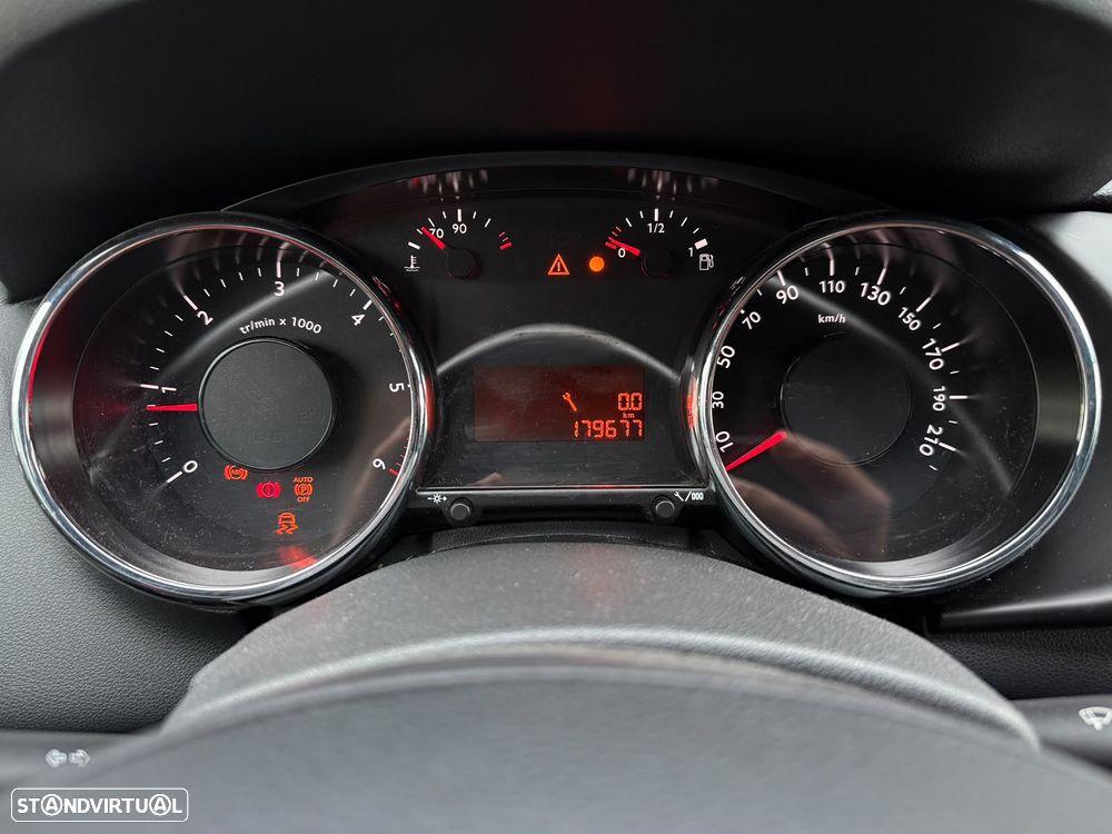 Peugeot 3008 1.6 HDi Style - 7