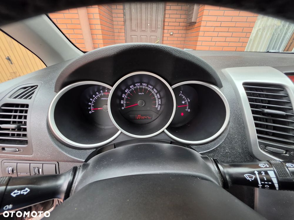 Kia Venga 1.6 CVVT Edition 7 - 29
