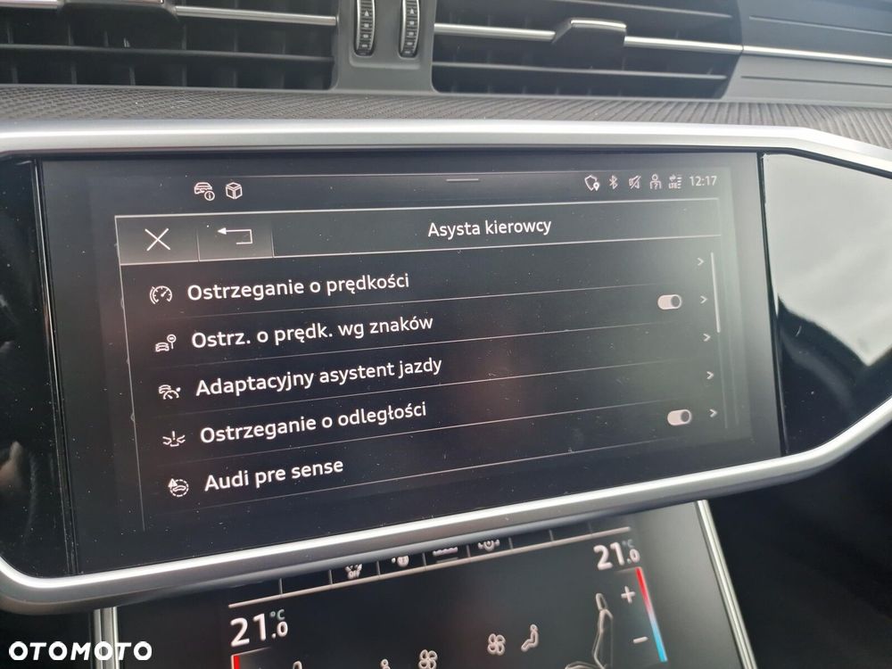 Audi RS6 Avant - 28