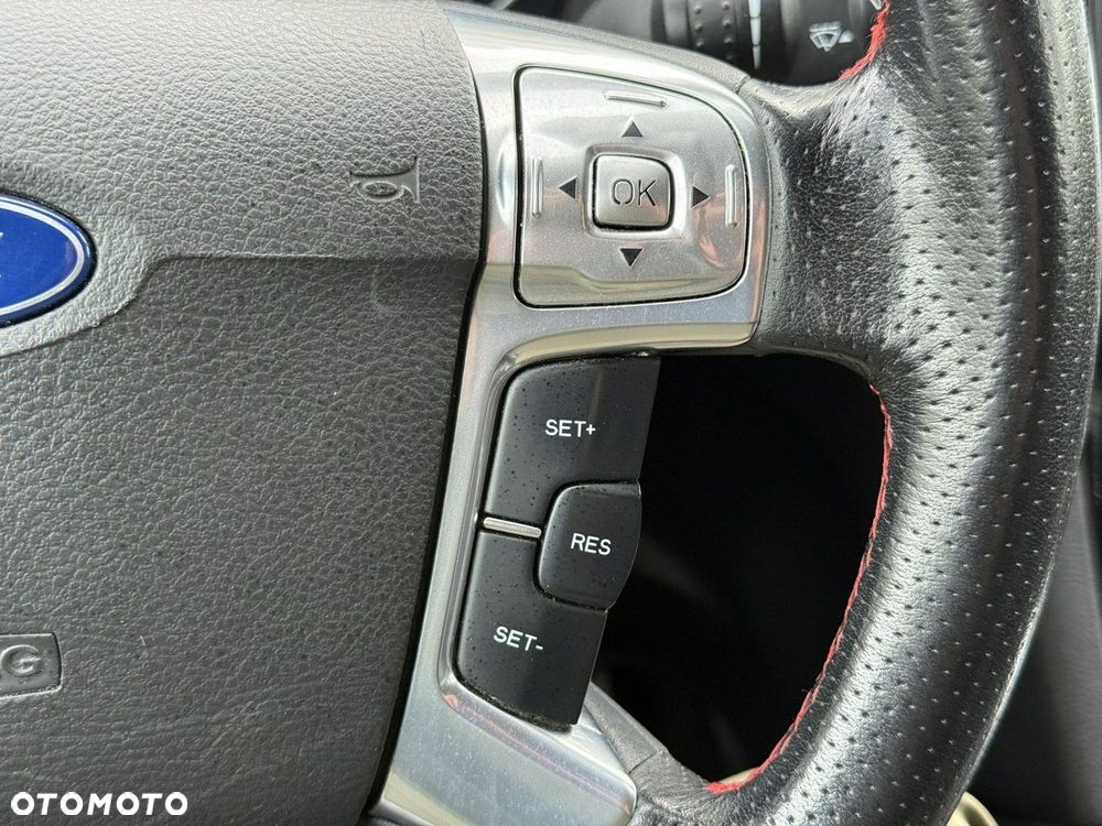 Ford S-Max 2.0 EcoBoost ST-Line - 31